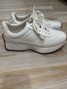 Dolce vita White Platform Lace-Up Women's Sneakers fits like a 7.5 BREELA